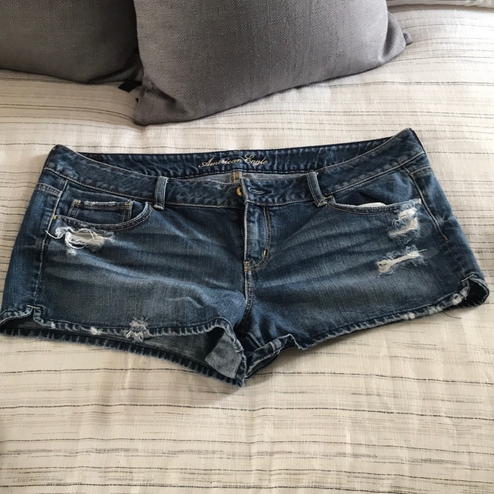 American Eagle distressed jean shorts